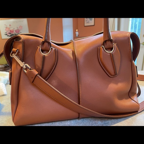 Tod's leather D-styling mini bowling tote - Picture 7 of 13